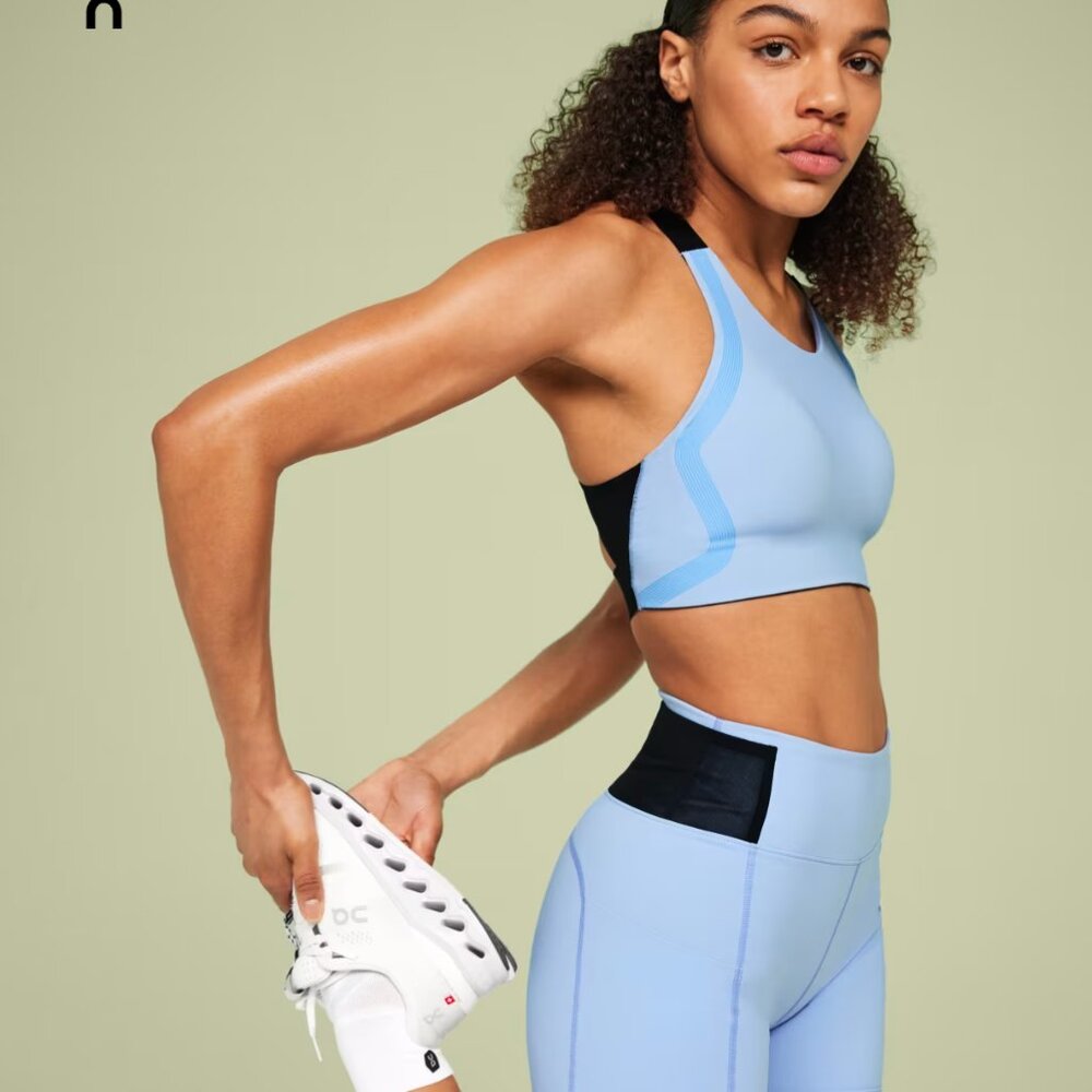 On Womens Running Set Size M Color: Stratosphere - image 4